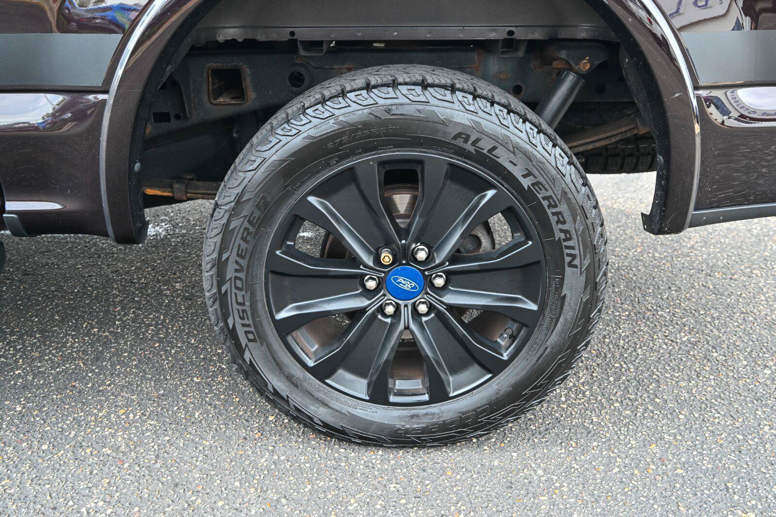 Used 2020 Ford F150 XLT w/ Equipment Group 302A Luxury AWD/4WD image 13