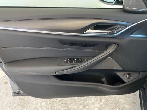 Certified 2023 BMW 540i xDrive w/ M Sport Package image 11