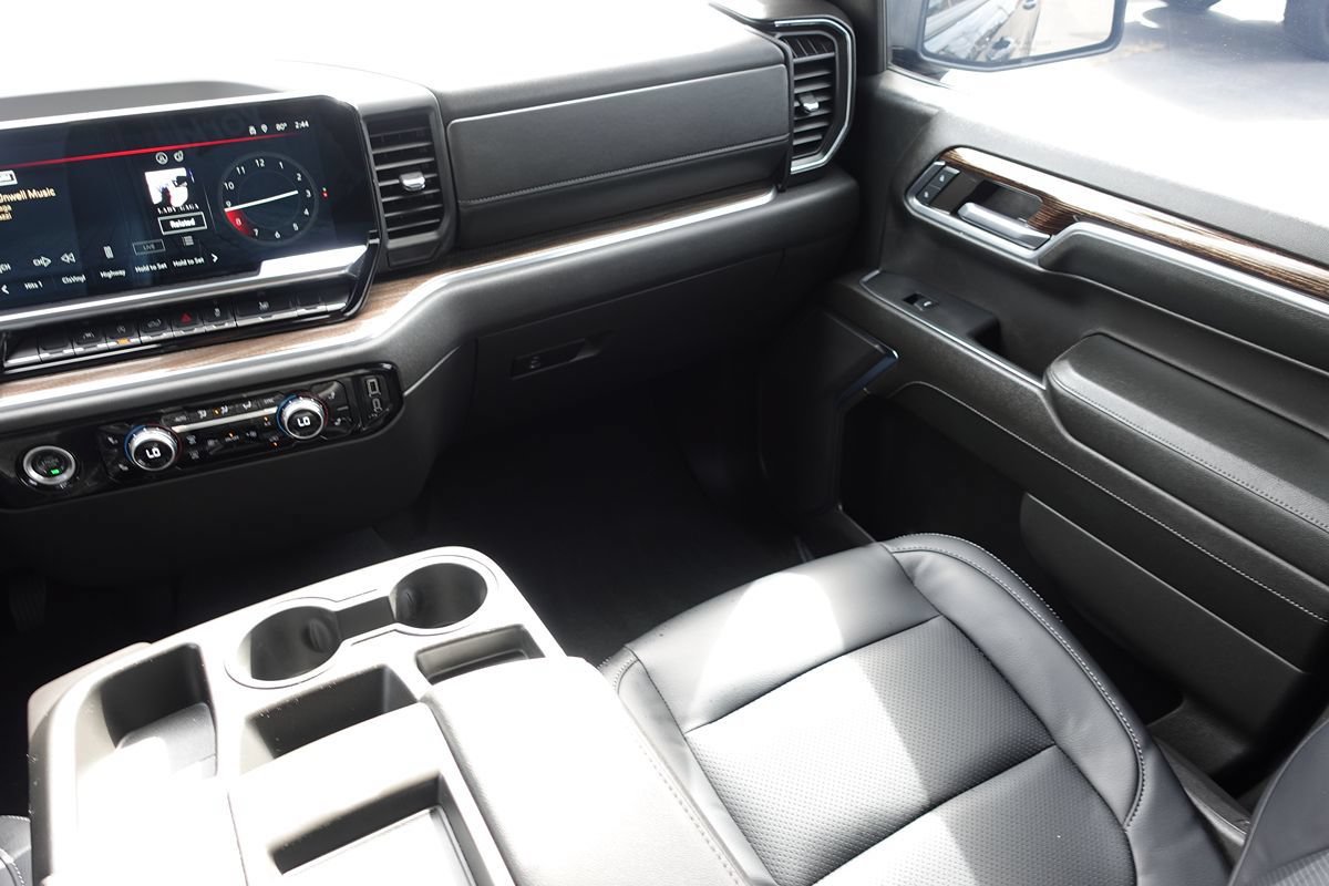 Used 2024 GMC Sierra 1500 Elevation AWD/4WD image 41