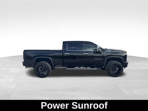Used 2021 Chevrolet Silverado 2500 High Country w/ Z71 Off-Road Package image 3