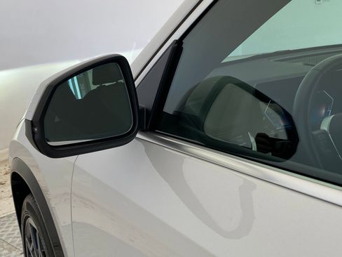 Used 2025 BMW X1 xDrive28i w/ Convenience Package image 21