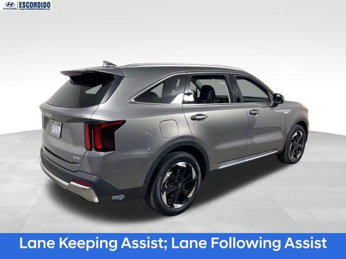 Used 2025 Kia Sorento EX w/ EX Panoramic Sunroof Package AWD/4WD image 5
