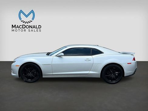 Used 2014 Chevrolet Camaro LS RWD image 4