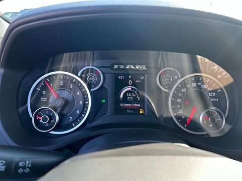 New 2026 RAM 1500 4x4 Crew Cab image 11