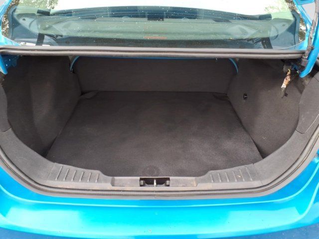 Used 2014 Ford Focus SE w/ SE Winter Package FWD image 8