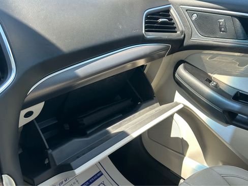 Used 2020 Ford Edge Titanium w/ Equipment Group 301A FWD image 52