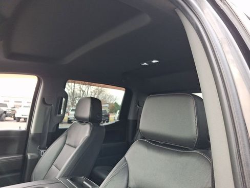 Used 2021 Chevrolet Silverado 1500 LT Trail Boss w/ Convenience Package II image 13