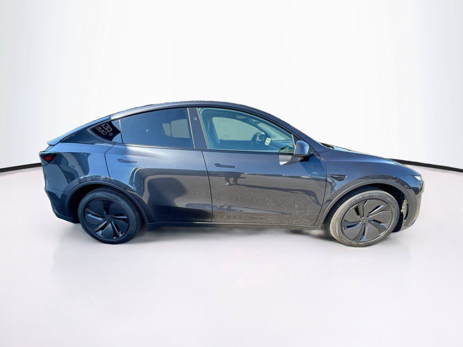 Used 2026 Tesla Model Y 2WD image 6