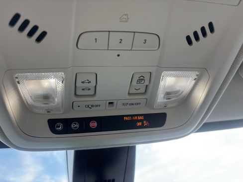 Used 2023 Cadillac XT5 Premium Luxury w/ Technology Package FWD image 21