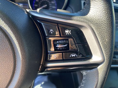 Used 2018 Subaru Legacy 3.6R Limited image 12