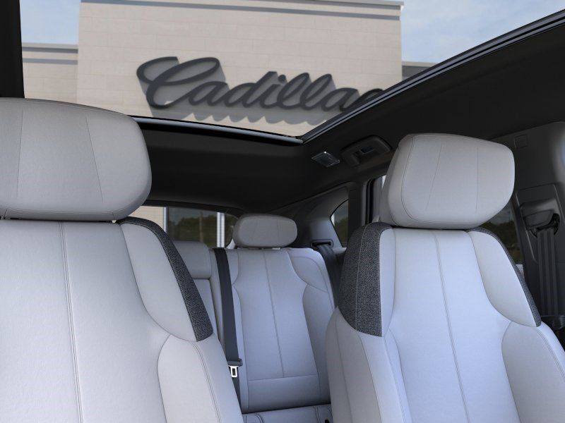 New 2027 Cadillac Optiq Sport w/ LPO, Floor Liner Package AWD/4WD image 24