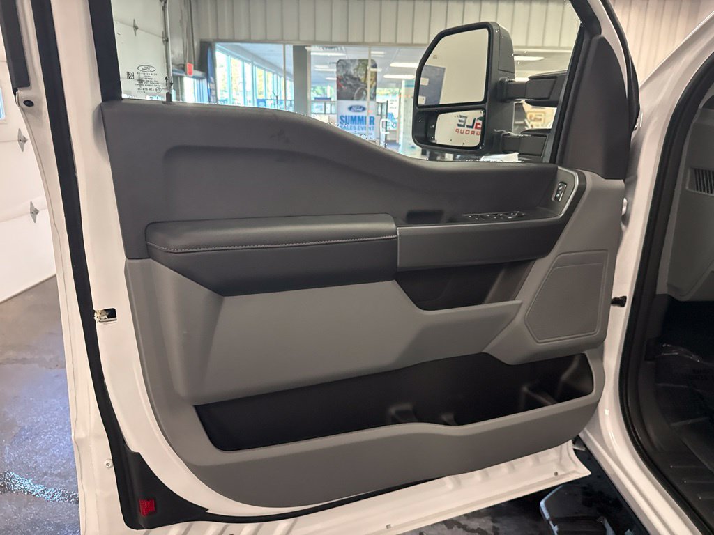 New 2027 Ford F350 XL w/ STX Appearance Package AWD/4WD image 16