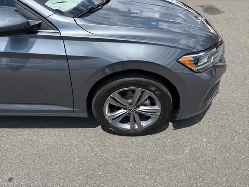 Used 2023 Volkswagen Jetta SE w/ Panoramic Sunroof Package FWD image 25