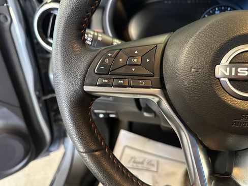 Used 2024 Nissan Kicks SR w/ SR Premium Package FWD image 11