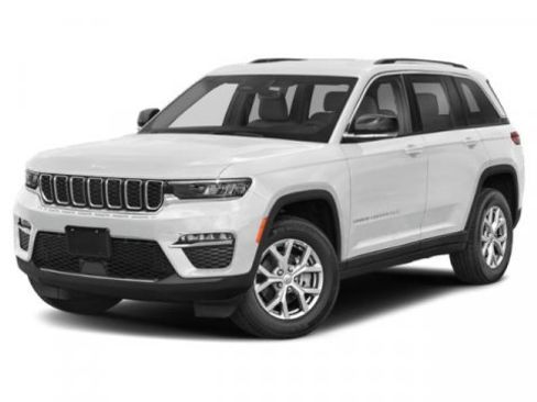 Used 2024 Jeep Grand Cherokee Limited w/ Luxury Tech Group II AWD/4WD image 3