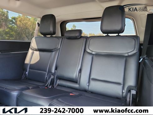 Used 2025 Ford Expedition Max Platinum AWD/4WD image 15