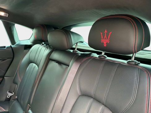 Used 2024 Maserati Levante Modena Ultima image 33