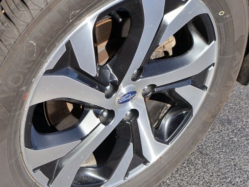 Used 2022 Subaru Outback Limited w/ Popular Package #2 image 23