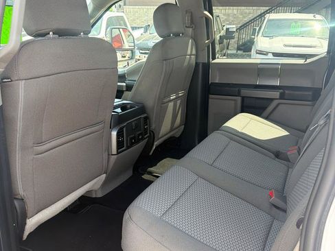 Used 2019 Ford F350 XLT w/ XLT Premium Package AWD/4WD image 6