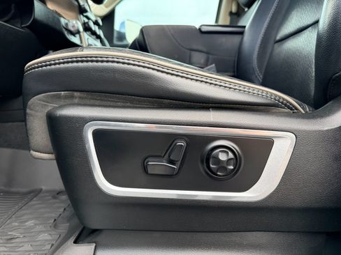 Used 2019 RAM 1500 Laramie w/ Trailer Tow Group AWD/4WD image 19