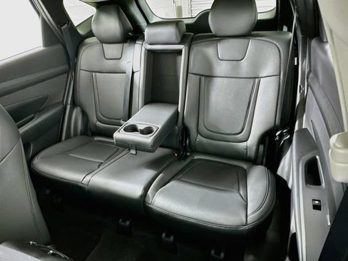 Used 2025 Hyundai Tucson SEL FWD image 11