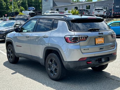 Used 2024 Jeep Compass Trailhawk w/ Sun and Sound Group AWD/4WD image 6