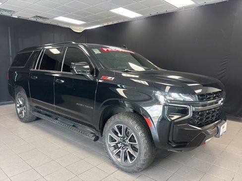 Used 2021 Chevrolet Suburban Z71 AWD/4WD image 1