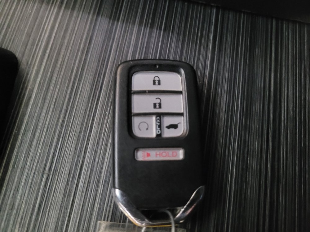 Used 2017 Honda Pilot Touring image 32