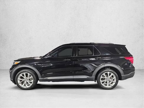 Used 2023 Ford Explorer Platinum w/ Technology Package image 8