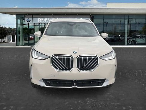 Used 2026 BMW X3 xDrive30i w/ Premium Package AWD/4WD image 2