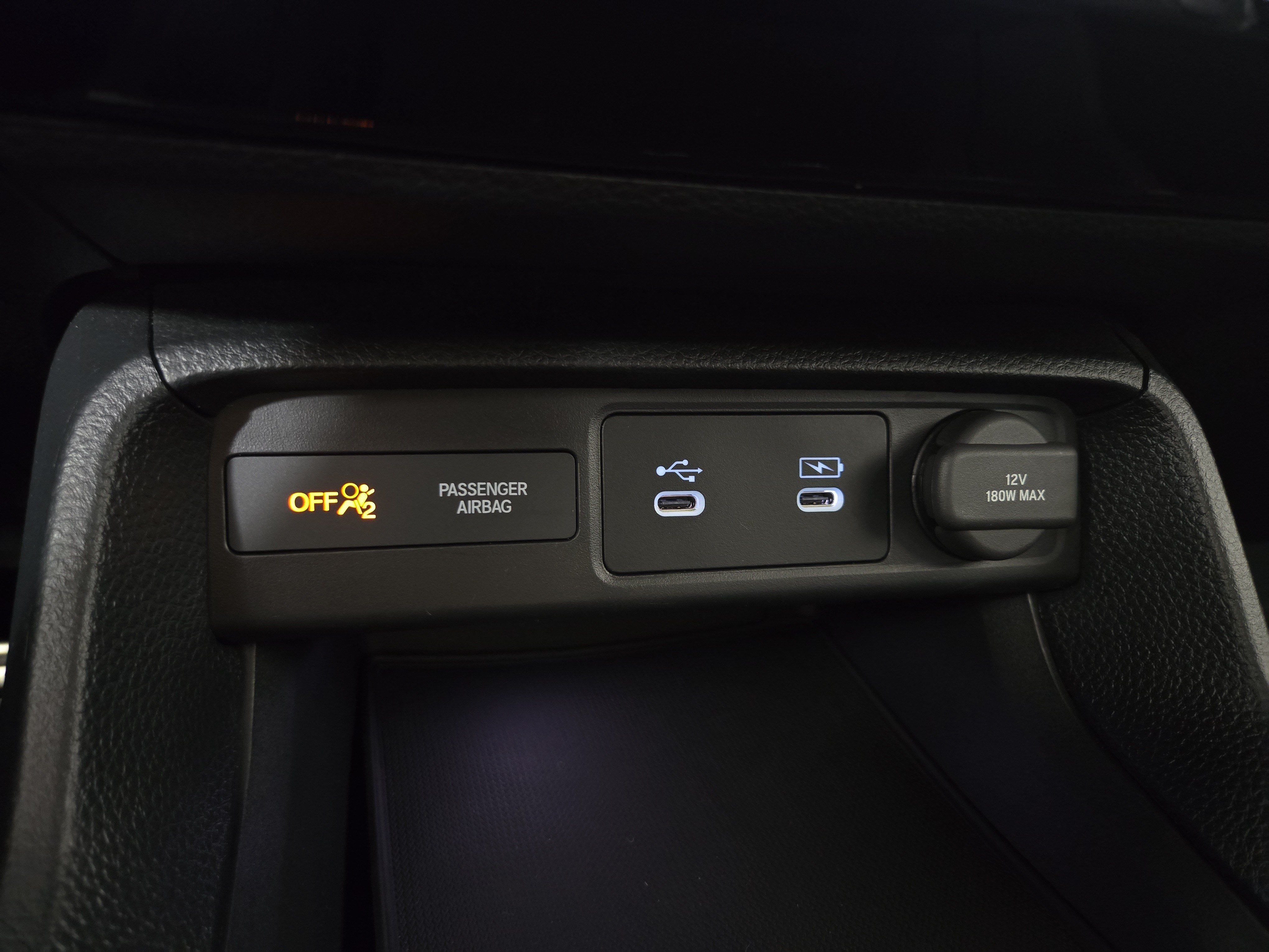 Used 2025 Honda Civic Sport image 29