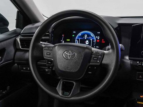 New 2026 Toyota Camry LE image 17