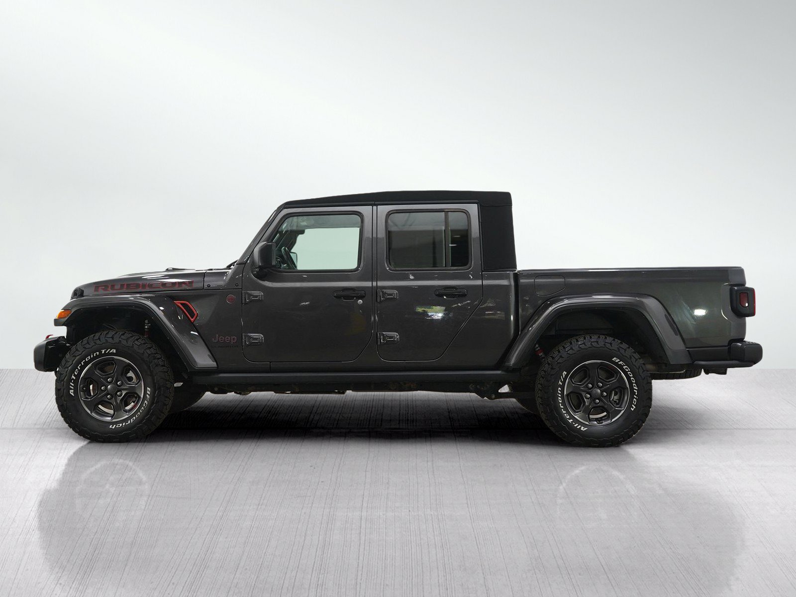 Used 2022 Jeep Gladiator Rubicon w/ Trailer Tow Package AWD/4WD image 2