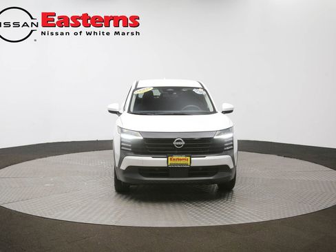 Used 2025 Nissan Kicks SV image 50