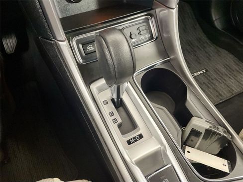 Used 2022 Subaru Ascent Premium w/ Convenience Package image 17