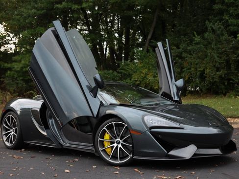 Used 2019 McLaren 570S image 6