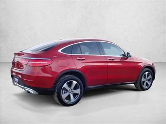 Used 2019 Mercedes-Benz GLC 300 4MATIC Coupe video 4
