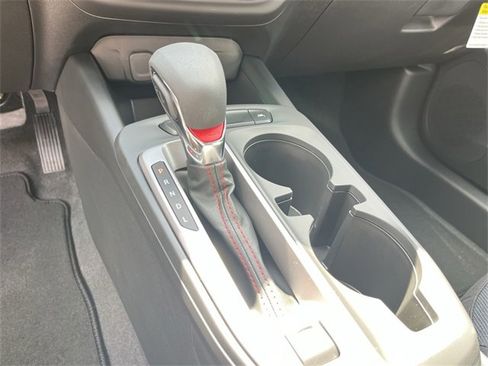 Used 2025 Chevrolet Trax RS w/ Driver Confidence Package image 15