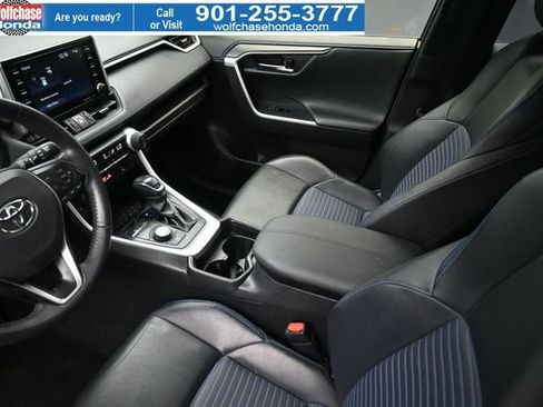 Used 2020 Toyota RAV4 XSE w/ All Weather Liner Package AWD/4WD image 15
