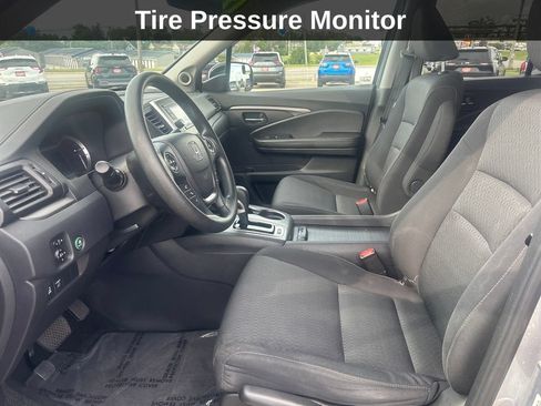 Used 2019 Honda Ridgeline Sport image 12