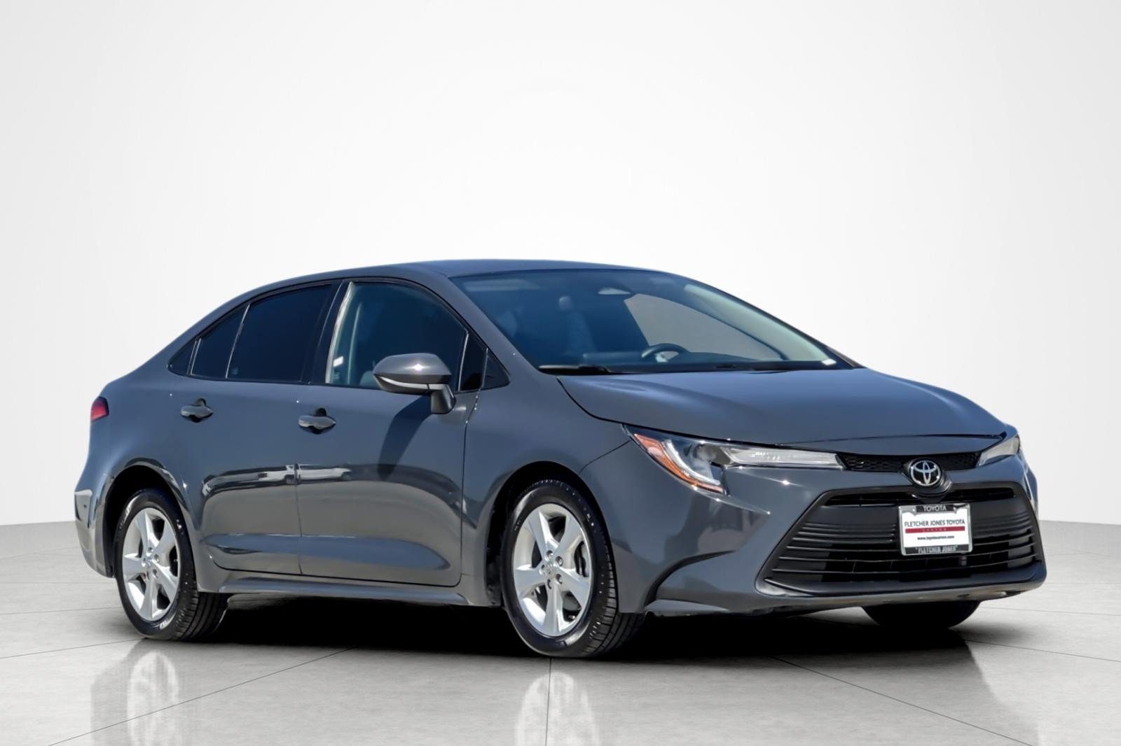 Used 2023 Toyota Corolla LE FWD image 7