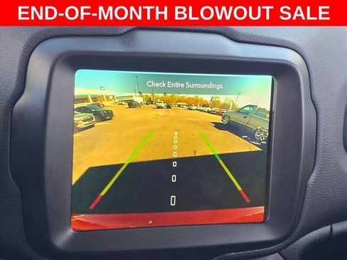 Used 2022 Jeep Renegade Latitude image 29