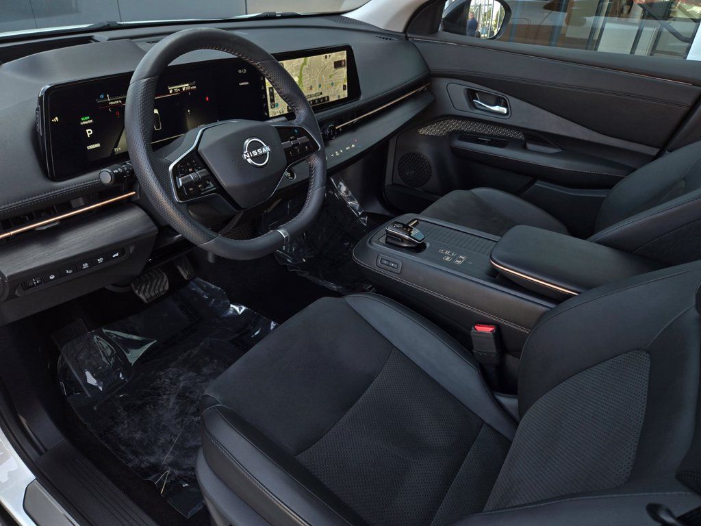 Used 2024 Nissan Ariya FWD image 10