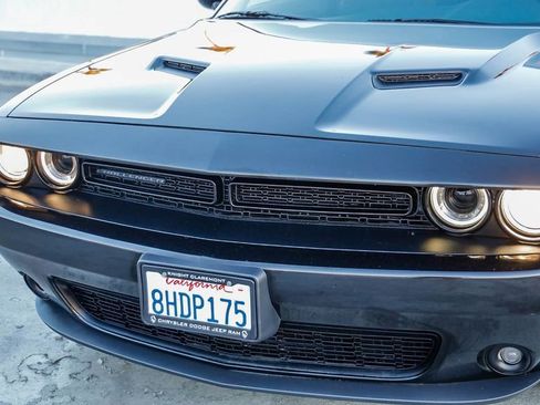 Used 2018 Dodge Challenger SXT w/ Blacktop Package image 6