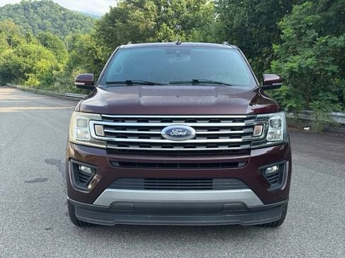 Used 2021 Ford Expedition Max XLT RWD image 2
