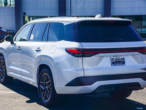 New 2026 Lexus TX 350 AWD image 4