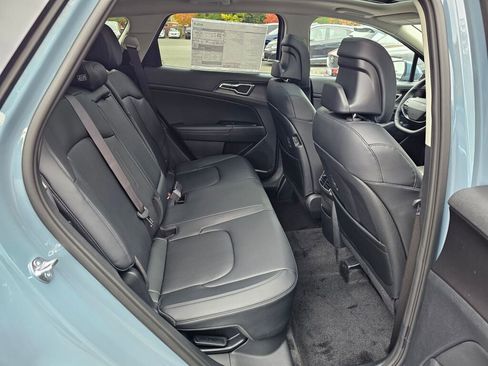 New 2026 Kia Sportage EX image 27