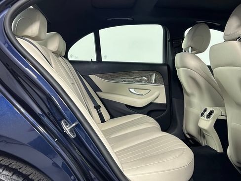 Used 2022 Mercedes-Benz E 350 4MATIC Sedan w/ AMG Line Exterior image 13