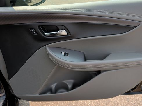 Used 2015 Chevrolet Impala LS w/ LS Convenience Package FWD image 30
