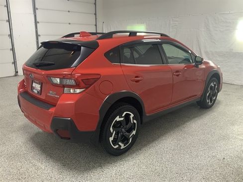 Used 2022 Subaru Crosstrek 2.5i Limited w/ Moonroof Package 1 AWD/4WD image 5